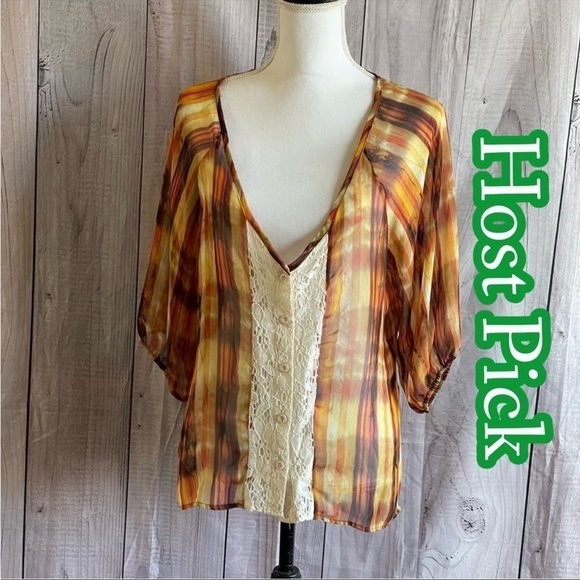✅HOST Pick✅ 𝅺Daytrip Deep V-Neck Blouse, Large - Picture 1 of 12